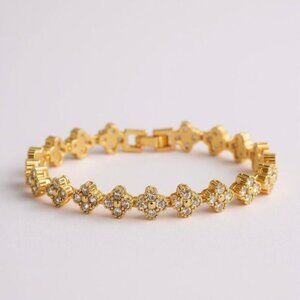 Diamond flower bracelet Q201